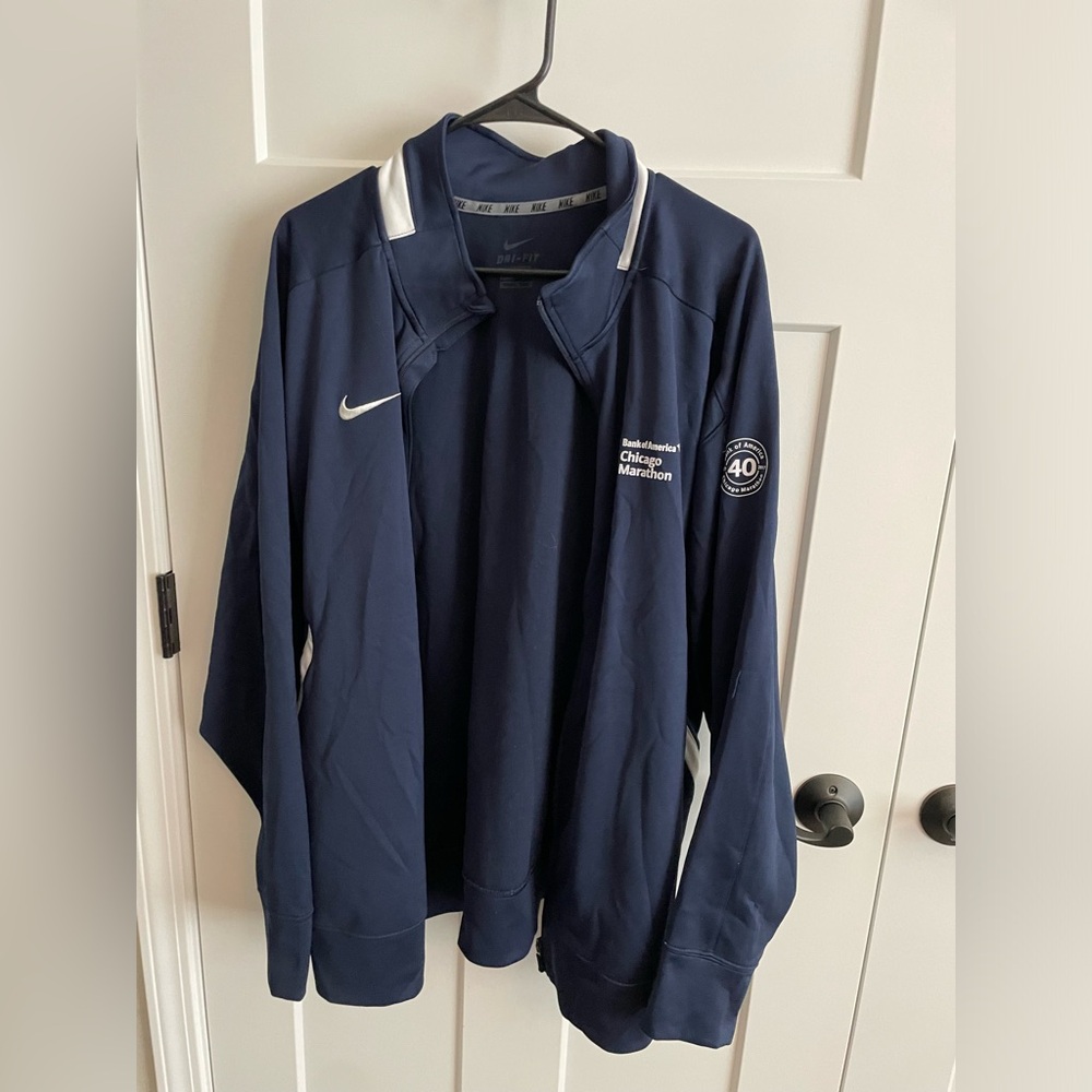 Men’s, dri-fit, Nike, XL, zip up. Chicago marathon, jacket. Fitness, athletic